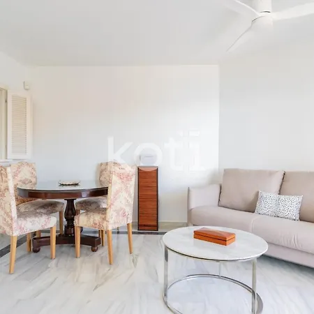 Apartamento Koti - Dona Sofia